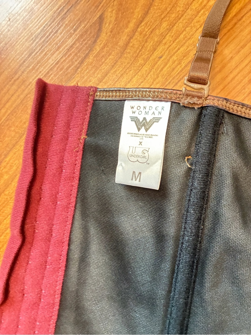 Wonder Woman Corset Costume Top – Burgundy Gold Faux Leather – Medium - Picture 4 of 5